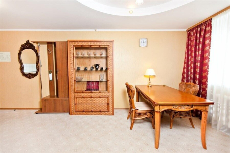Others 5, Gvardeyskaya Hotel, Vysokogorskiy rayon