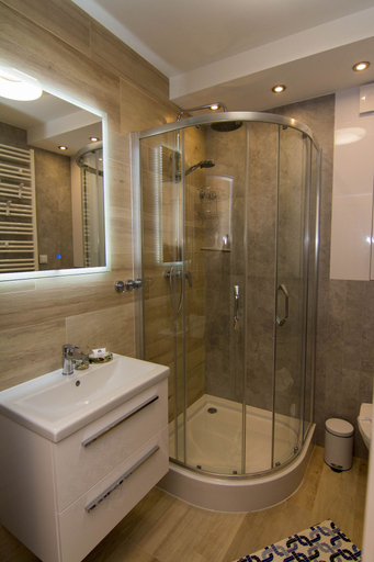Bathroom 3, Apartamenty Swinoujscie Kw Rozy Wiatrow, Świnoujście