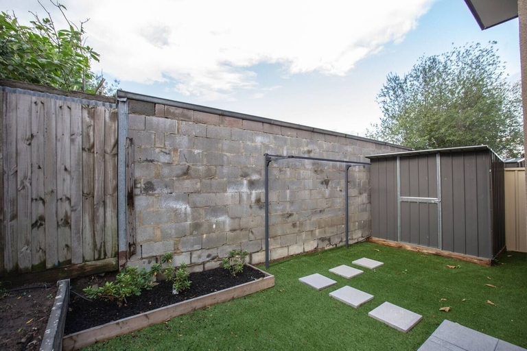 Exterior & Views 2, Impressive & Spacious new Townhouse@preston, Melbourne