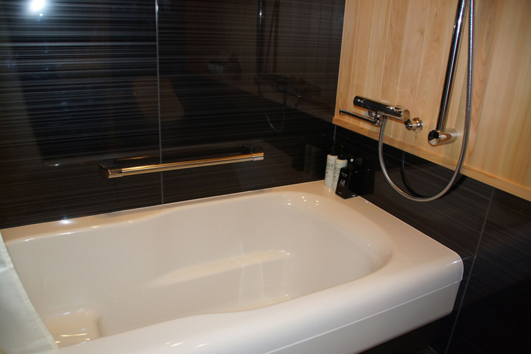 Bathroom 3, KATSURAGI Hotel Kitanomaru, Mori