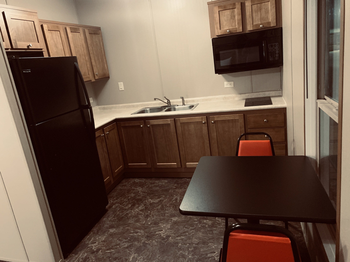 Others 5, Monahans Country Inn, Ward