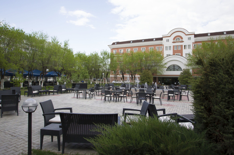 Exterior & Views 2, Atyrau Dastan Hotel, Atyrau