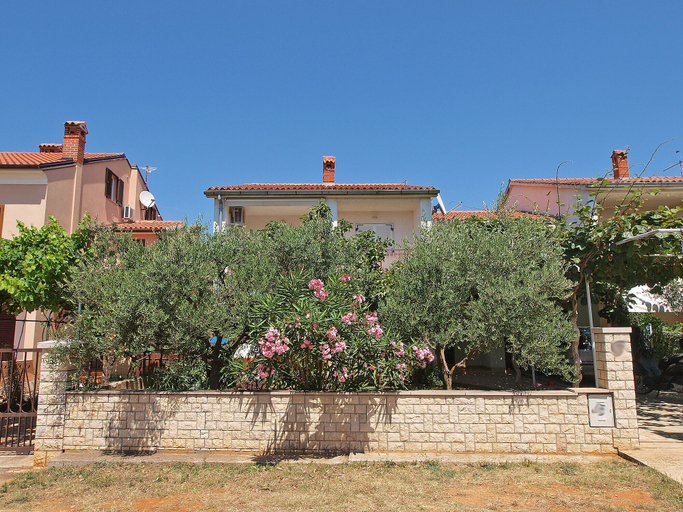 Exterior & Views 2, Apartment 909, Fažana