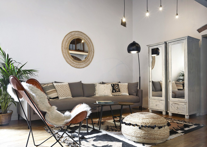Living area, A Few Steps to The Duomo Amazing 4BD Apt, Florence