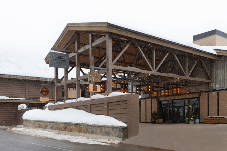 Exterior & Views 2, The Snowpine Lodge, Salt Lake