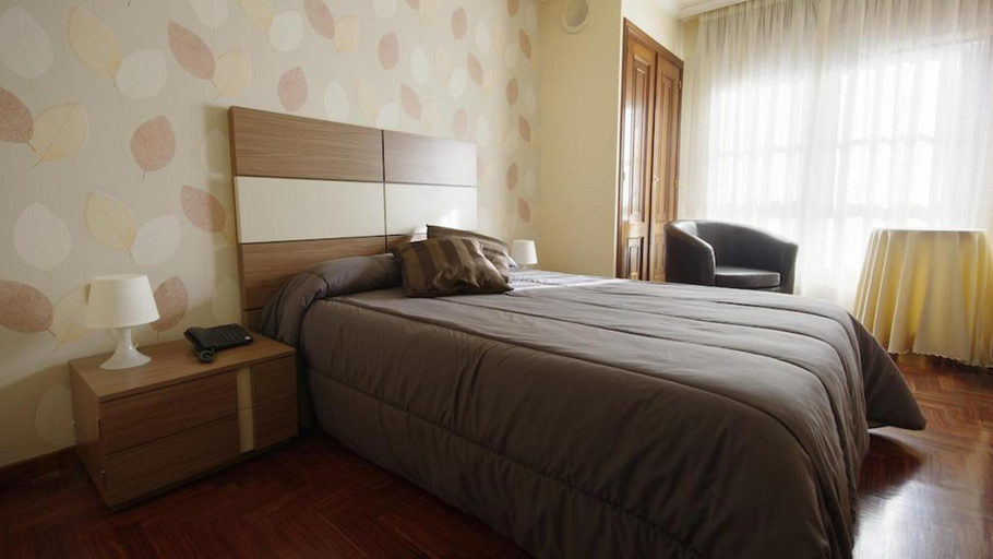 Bedroom 3, Hotel Comercio, Pontevedra