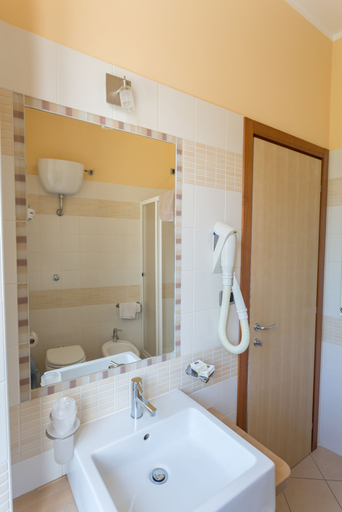 Bathroom 4, Hotel Conte Ruggero, Vibo Valentia