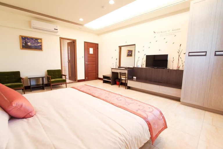 Bedroom 3, LongXing B&B, Penghu