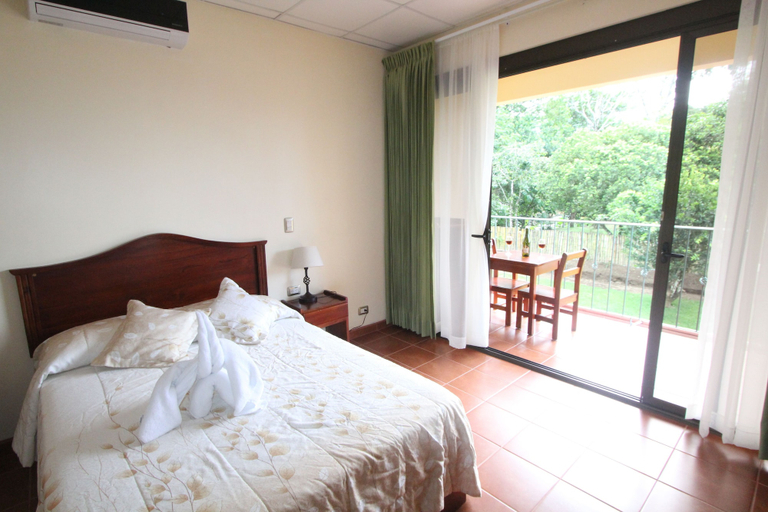 Bedroom 4, Hotel Monte Real, San Carlos
