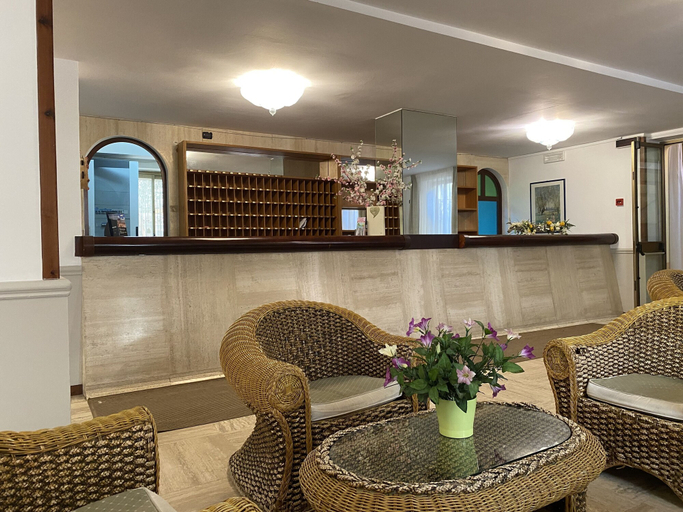 Food & Drinks 5, Hotel San Pietro, Messina