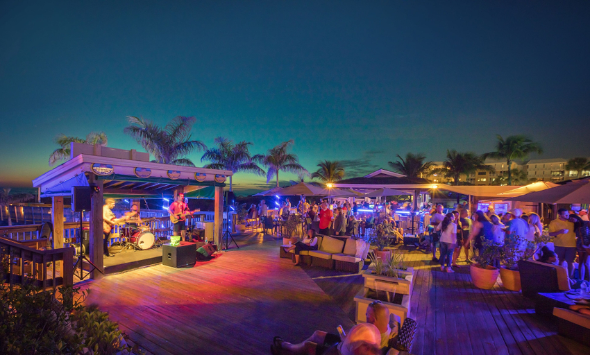 Food & Drinks 3, The Beachcomber, Pinellas