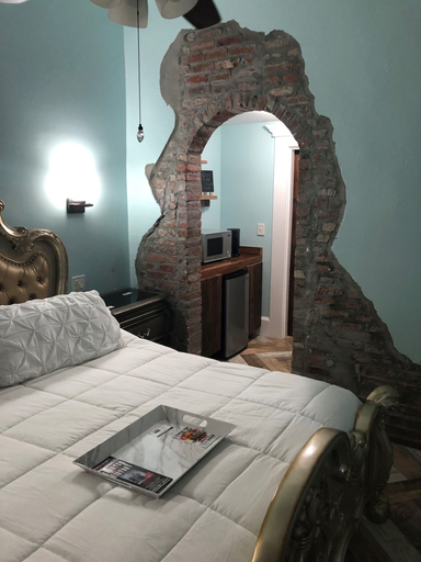 Bedroom 5, Haunted Hotel New Orleans, Orleans