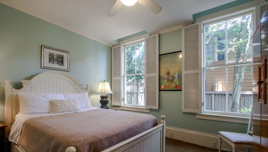Bedroom 3, The Irish Bar near Bay Historic Savannah, Chatham