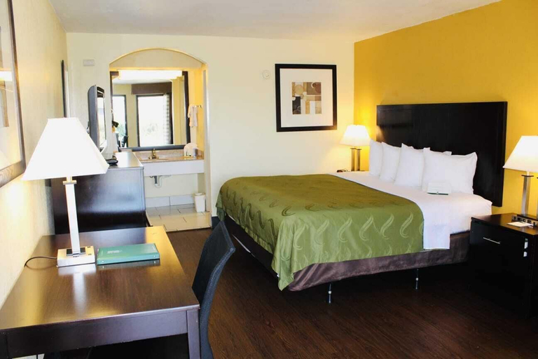 Bedroom 3, Quality Inn Indianola, Sunflower