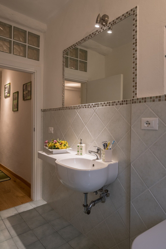 Bathroom 5, La Dimora di San Lorenzo, Florence