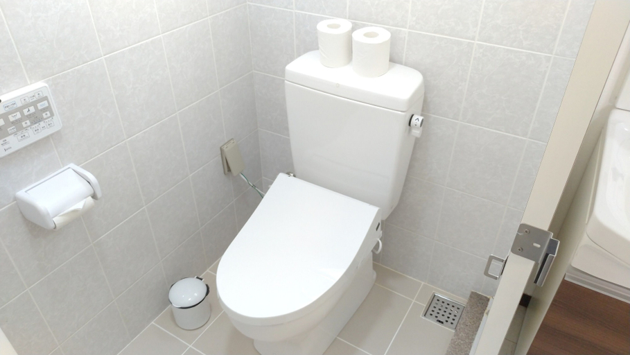Bathroom 3, Cottage HANA, Motobu