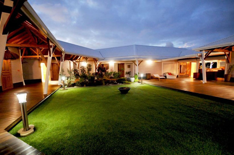 Exterior & Views 2, Hotel Le Soleil Levant, Capesterre-de-Marie-Galante