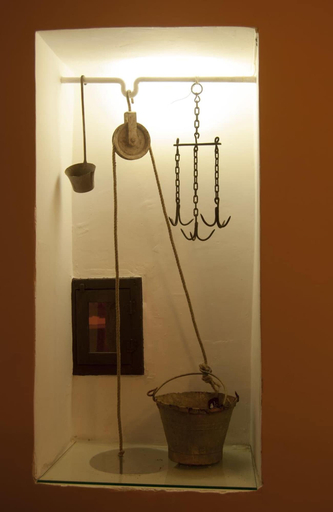 Bathroom 5, Palazzo Moccia, Bari