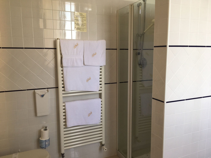Bathroom 3, Hotel Villa Scalabrini, Treviso