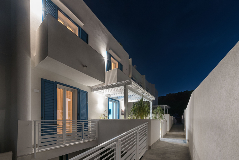Exterior & Views 2, Affittacamere Isule, Trapani