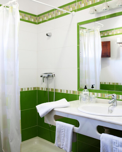 Bathroom 5, Hospedería Santiago, Cádiz