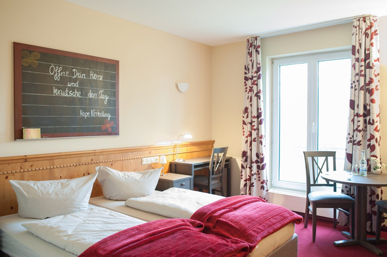 Bedroom 4, Gästehaus Alte Schule, Recklinghausen