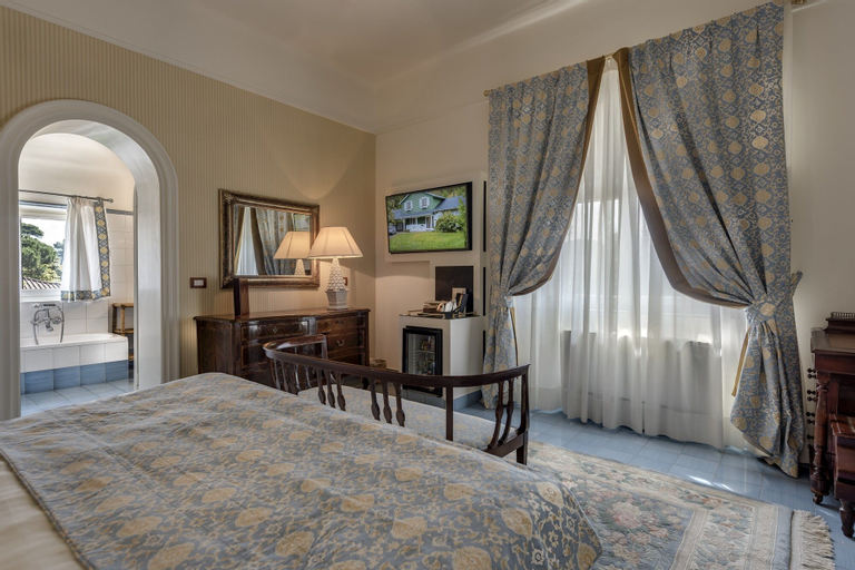 Bedroom 3, Augustus Lido, Lucca