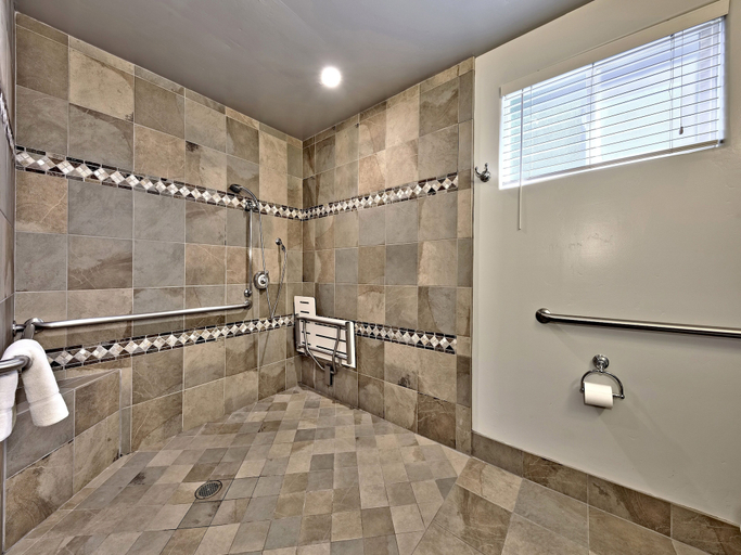 Bathroom 5, Secrets Inn Lake Tahoe, El Dorado