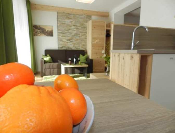 Bedroom 2, Garni Apartments Mezdi, Bolzano