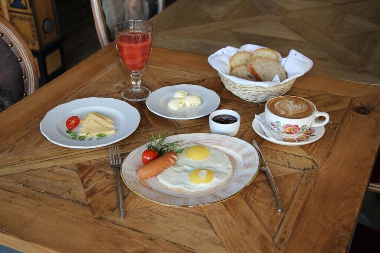 Food & Drinks 5, Staryy Gorod, Sergievo-Posadskiy rayon