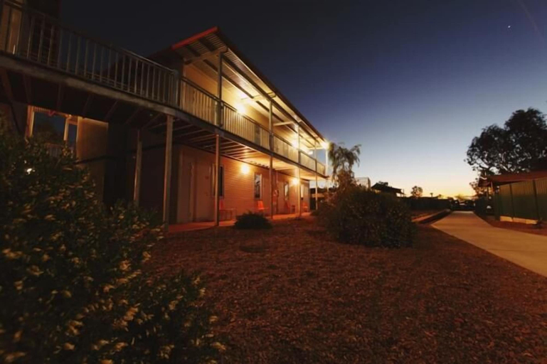 Exterior & Views 2, Capricorn Village, Meekatharra