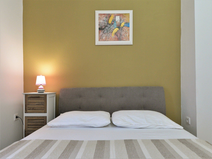 Bedroom 1, Apartments Helena, Murter