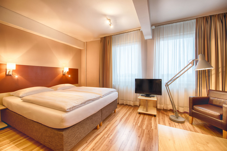 Bedroom 2, Enjoy Hotel Berlin City Messe, Berlin
