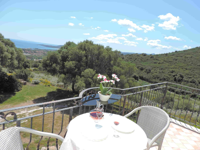 Others 5, Villa Ludduì L1, Nuoro
