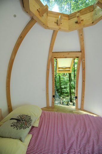 Bedroom 2, L'Arbre à Cabane, Haute-Marne