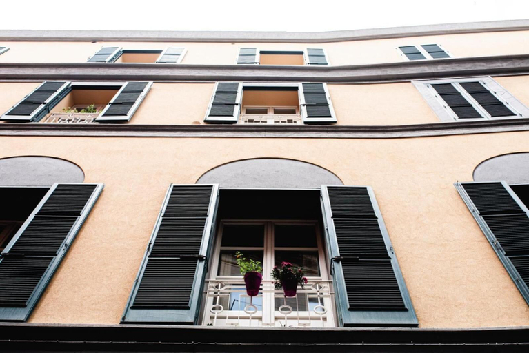 Exterior & Views 2, Il Savoia, Cagliari