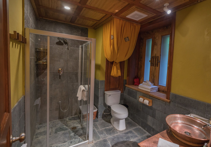 Bathroom 3, Songtsam Linka Shangri-La, Dêqên Tibetan