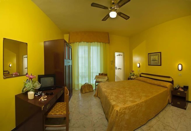 Bedroom 3, Hotel Maremonti, Pesaro E Urbino