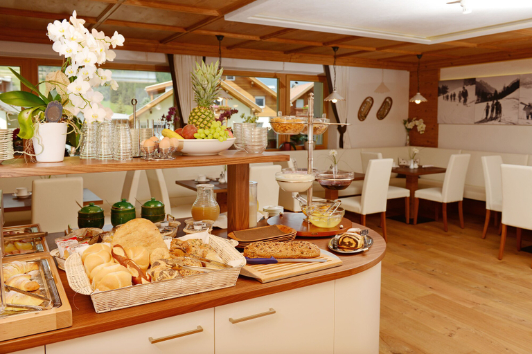 Food & Drinks 5, Garni Rautal B&B, Bolzano