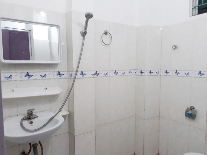 Bathroom 5, Nha Nghi Kieu Thanh Nguyet - Ban Gioc, Trùng Khánh