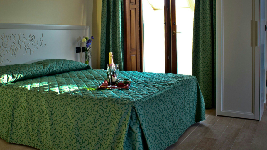 Bedroom 3, Hotel San Berardo, L'Aquila
