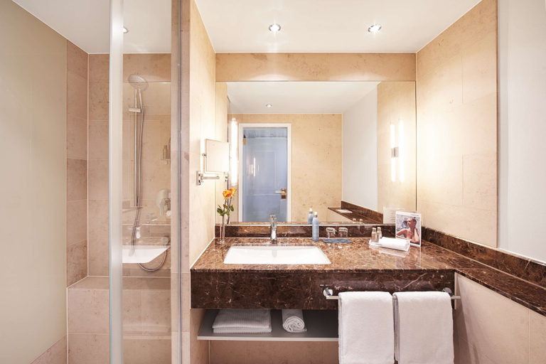 Bathroom 4, Parkhotel Heilbronn, Heilbronn