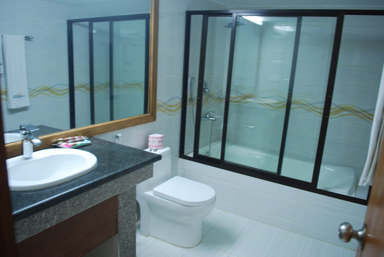 Bathroom, Sikder Resort and Villas Kuakata, Patuakhali