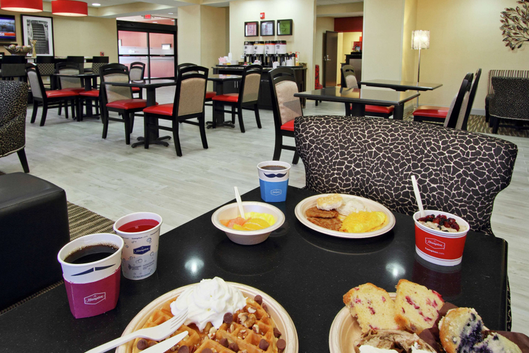 Food & Drinks 5, Hampton Inn Richland, Rankin