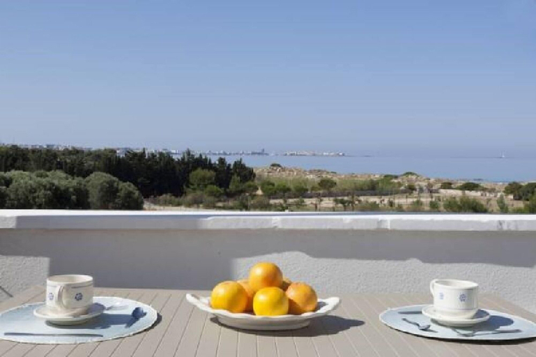 Others 5, B&B Costa Azzurra, Lecce