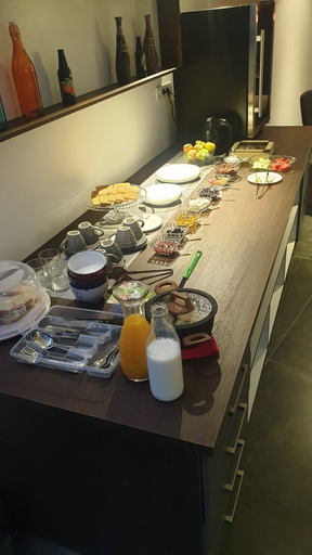 Food & Drinks 5, Victoria Inn Tbilisi, Tbilisi