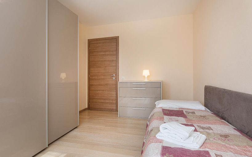 Bedroom 2, Girasole, Lugano