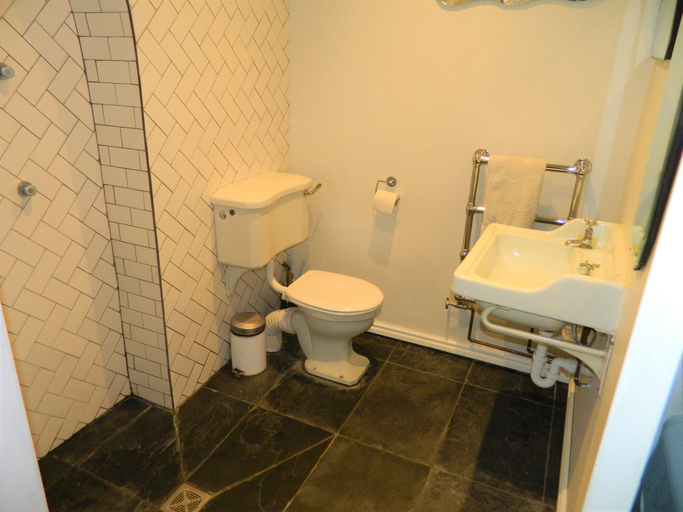 Bathroom, Stunning Period Townhouse, Somerset