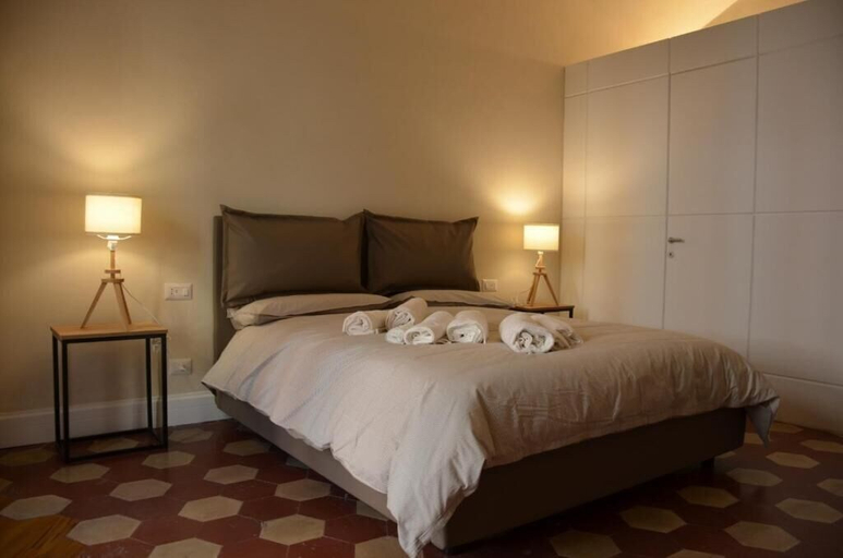 Bedroom 2, Palazzo Pignatelli, Napoli