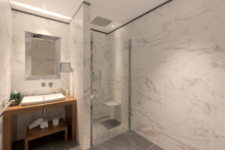 Bathroom 3, Casa Tua Spa Resort, Macerata